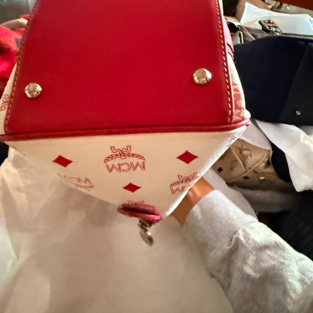MCM pink and White Satchel - Picture 7 of 7